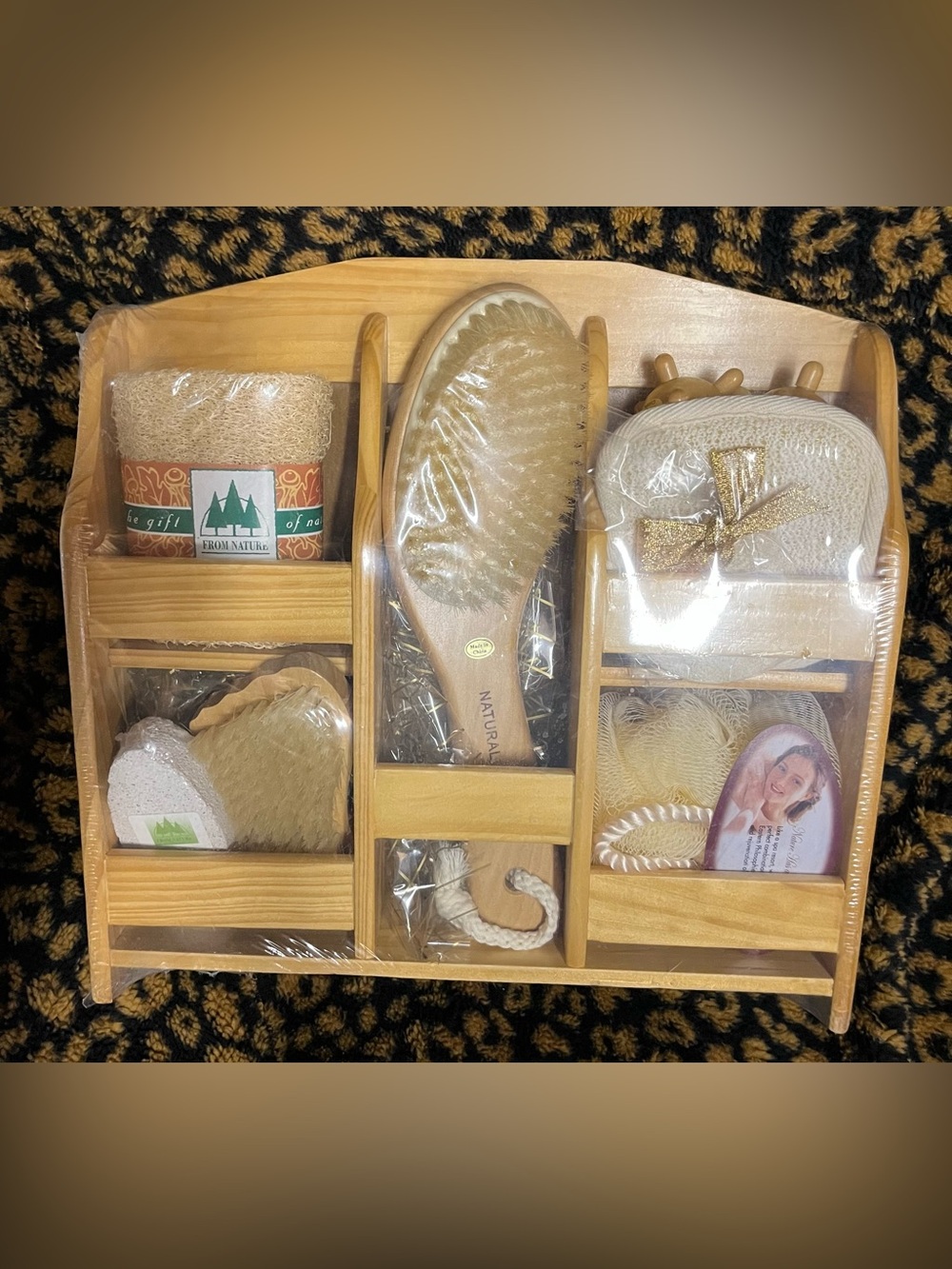 Bath Spa Shower Gift Set Wooden Shelf New in Box.